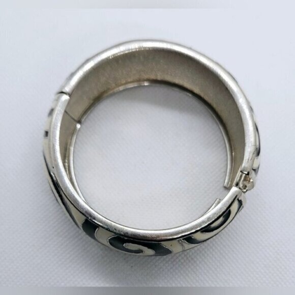 Enamel Black & Cream Swirl Design Silver Tone Hinge Cuff Bracelet - Picture 5 of 6
